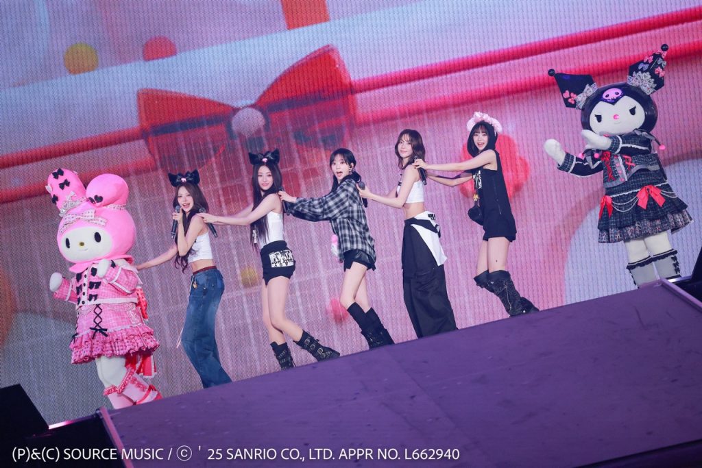 LE SSERAFIM EASY CRAZY HOT ENCORE TOKYO DOME-3 Large